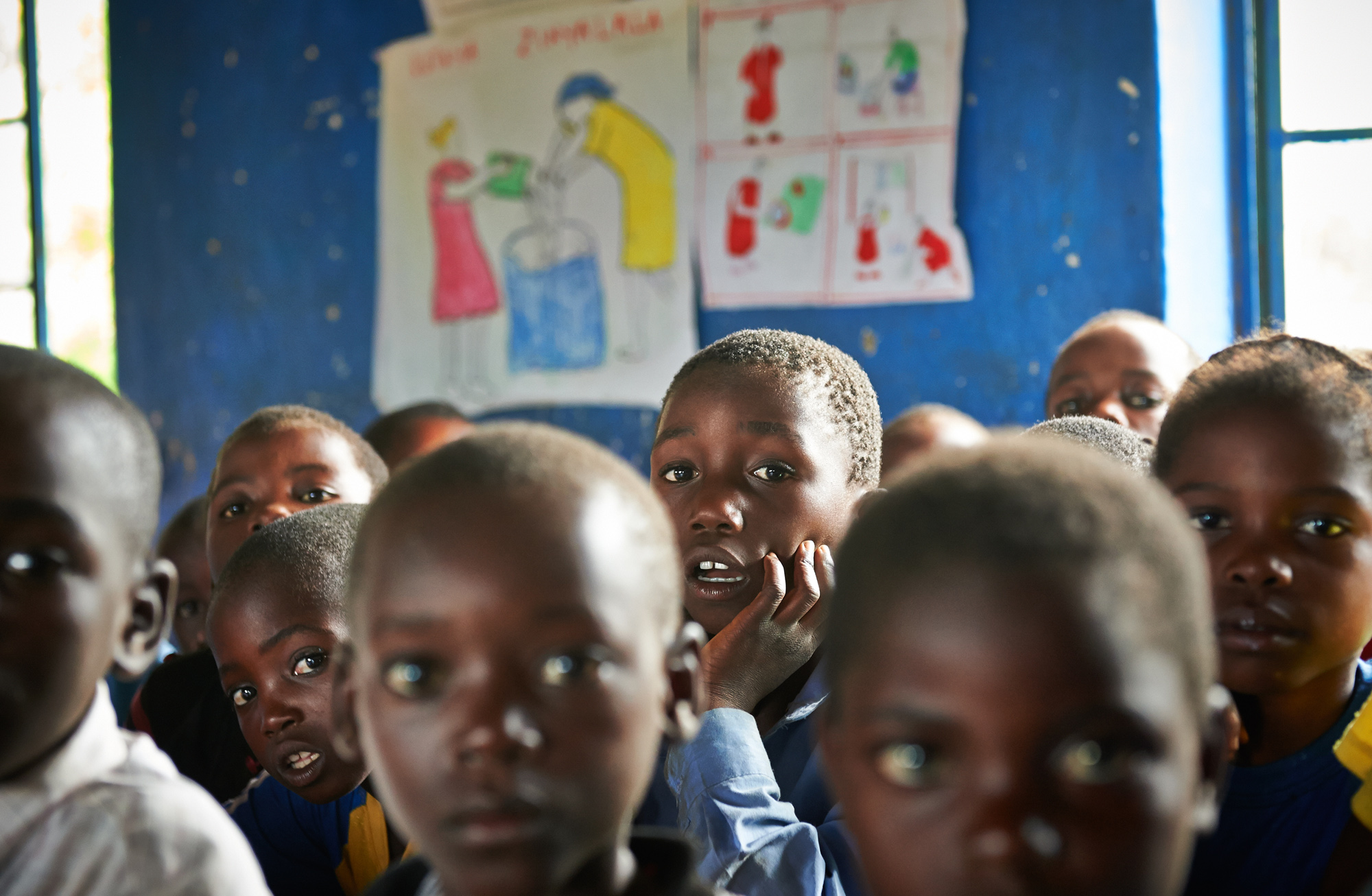 NAIROBI KIDS AT SCHOOL 